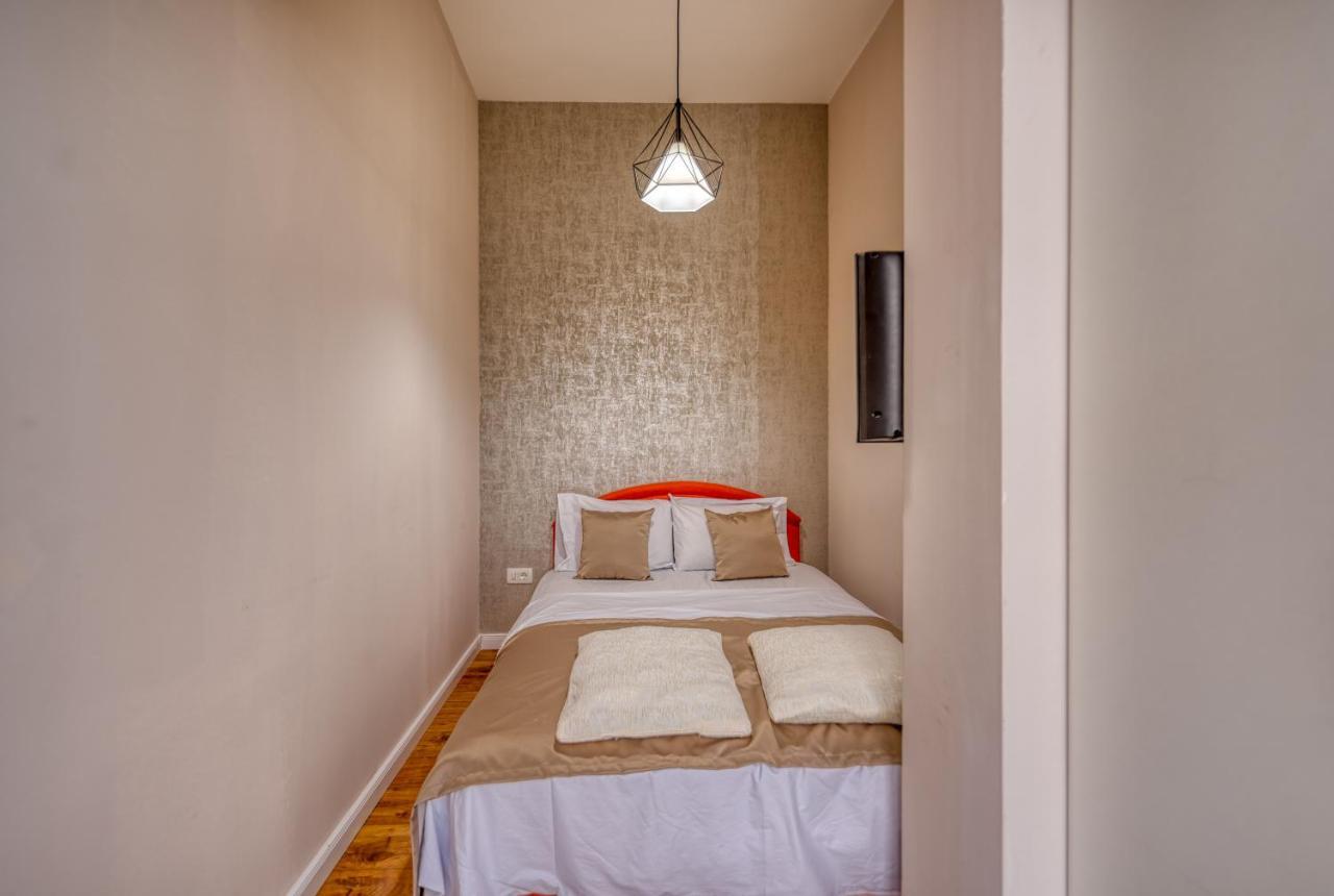 Apartments Vujosevic 티바트 외부 사진