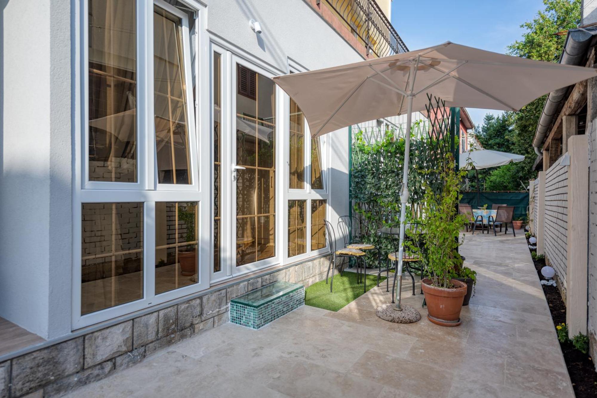 Apartments Vujosevic 티바트 외부 사진